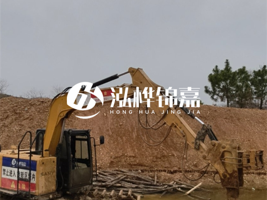 4 米防汛木樁多少根可以送貨上門？3 米松木樁 11-13 公分價(jià)格是多少？